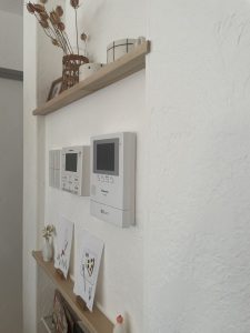 しっくい リモコンニッチ ブックニッチ カフェ風